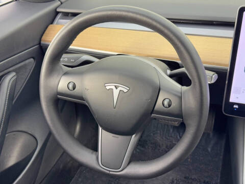 2020 Tesla Model 3 Standard Range Plus