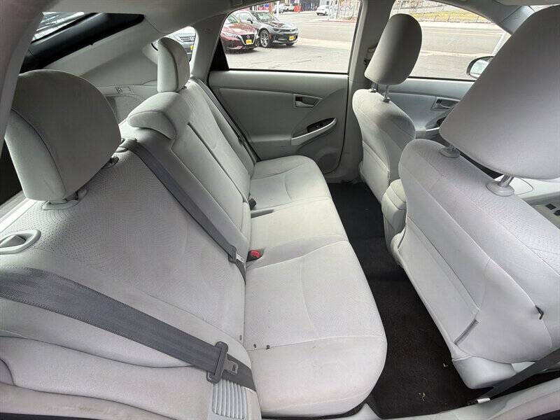 2013 Toyota Prius Two