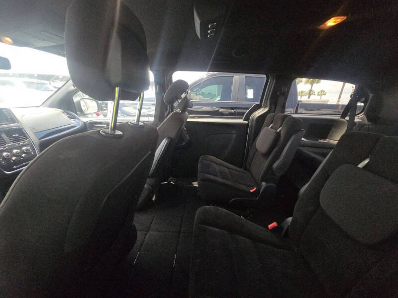 2017 Dodge Grand Caravan SE Plus