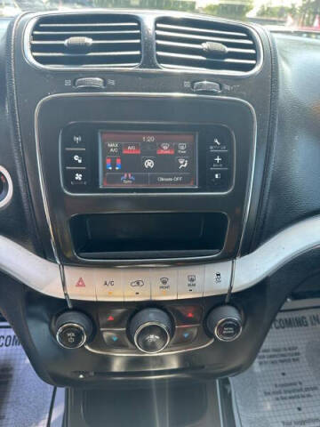 2017 Dodge Journey SE