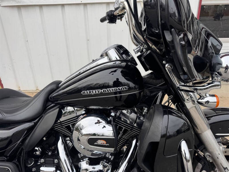 2014 Harley-Davidson FLHTK -