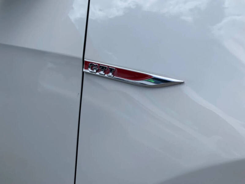 2017 Volkswagen Golf GTI S