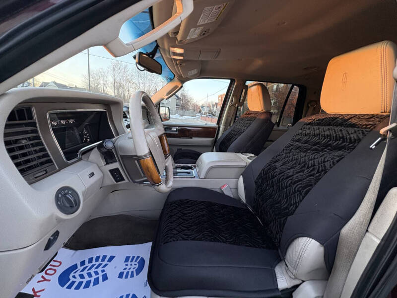 2011 Lincoln Navigator