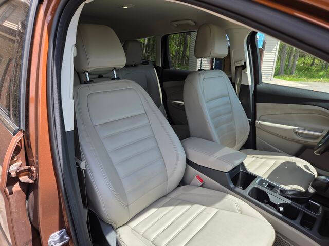 2017 Ford Escape SE