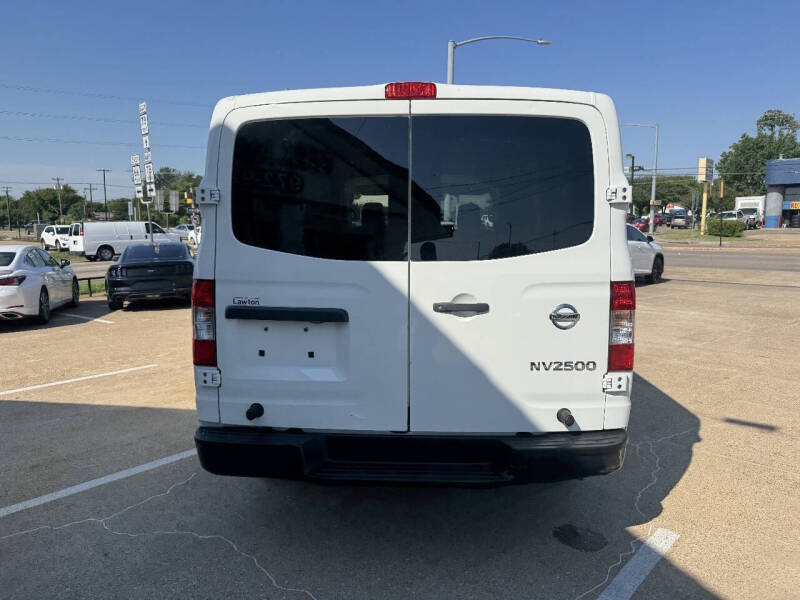 2017 Nissan NV 2500 HD S