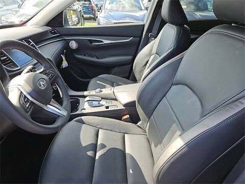 2025 Infiniti QX50 Luxe