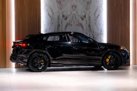 2023 Lamborghini Urus Performante
