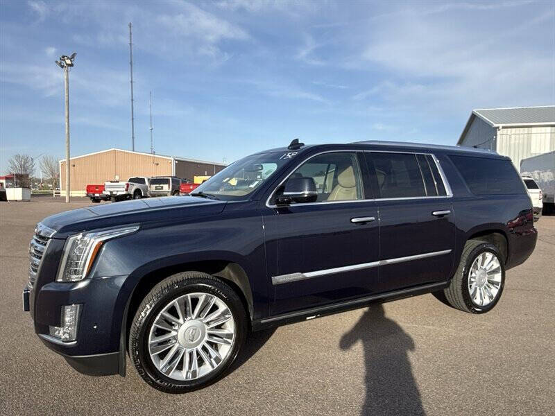 2018 Cadillac Escalade ESV Platinum