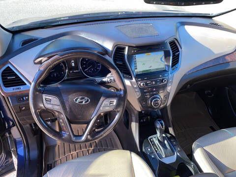 2017 Hyundai Santa Fe Limited Ultimate