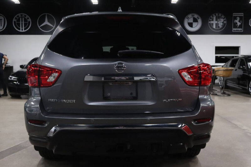 2020 Nissan Pathfinder Platinum