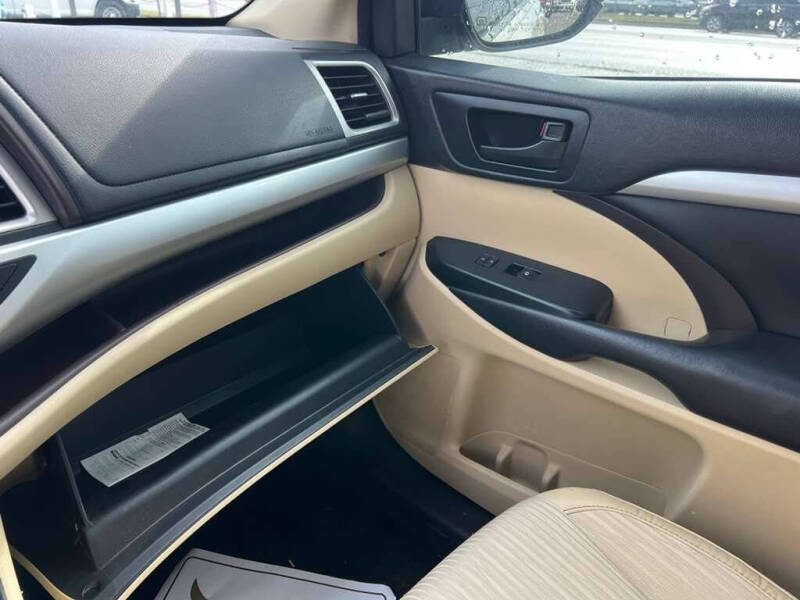 2018 Toyota Highlander LE Plus