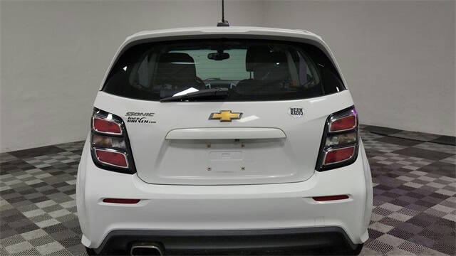 2017 Chevrolet Sonic LT Auto Fleet