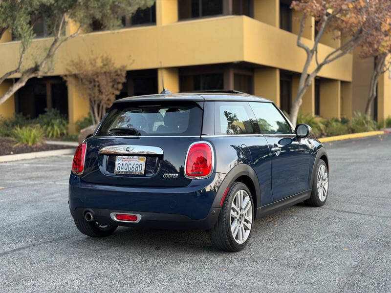 2017 MINI Hardtop 2 Door Cooper