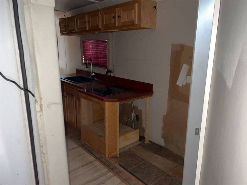 2015 Transport Designs Enclosed Cargo Trailer