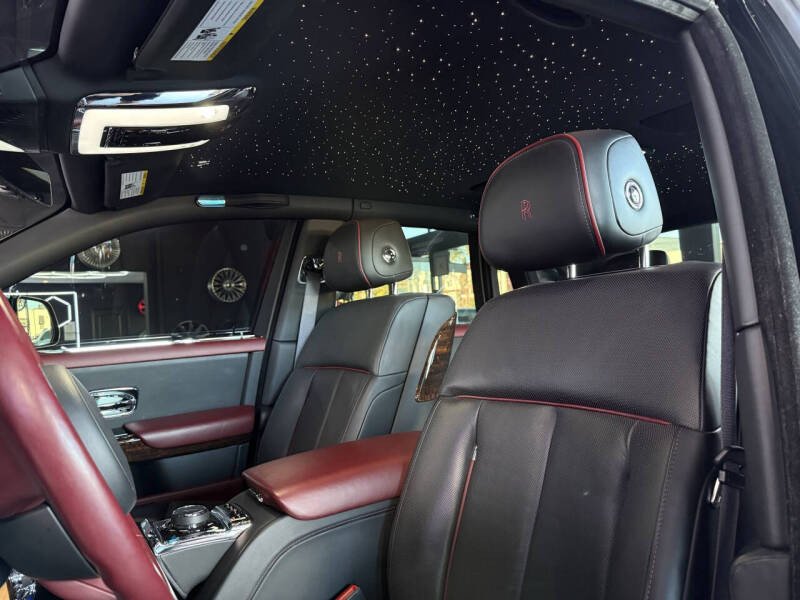 2019 Rolls-Royce Phantom