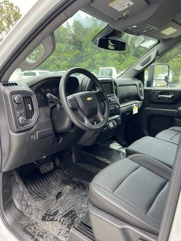 2025 Chevrolet Silverado 3500HD CC Work Truck