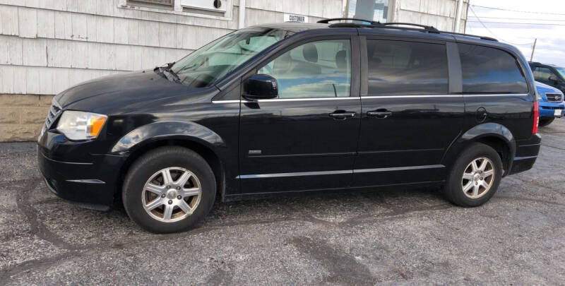 2008 Chrysler Town and Country for sale at Autoville in Bowling Green OH