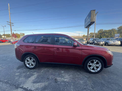 2015 Mitsubishi Outlander SE