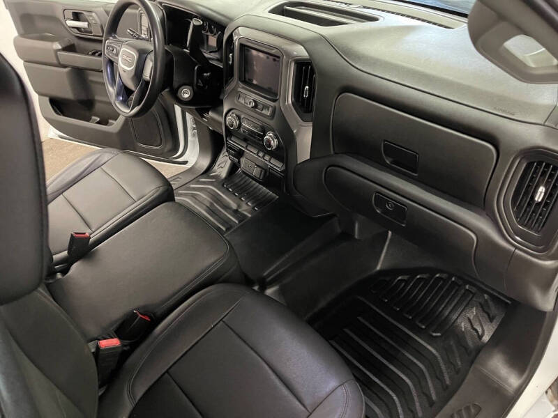 2023 GMC Sierra 2500HD Pro
