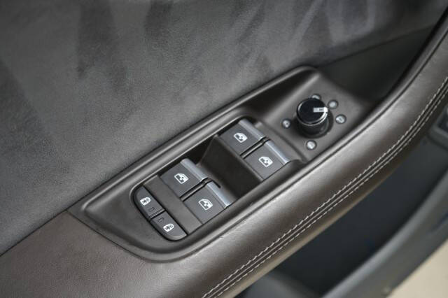 2019 Audi Q8 quattro Prestige 55 TFSI