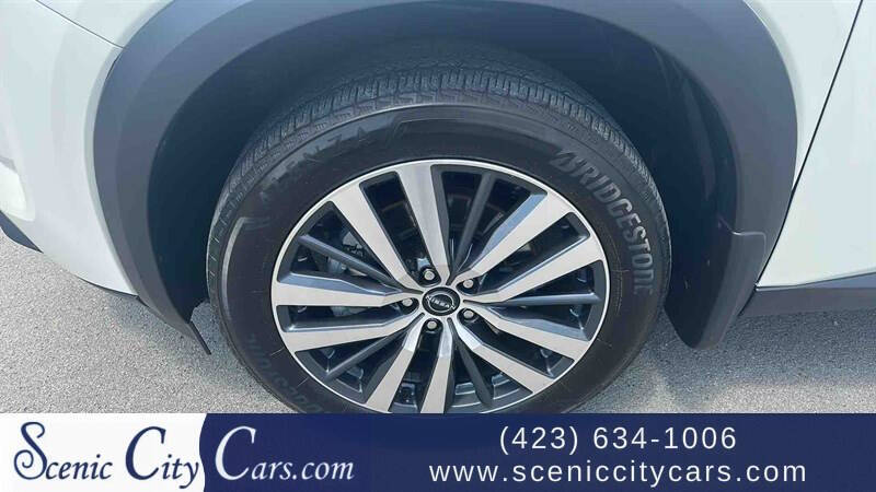 2022 Nissan Pathfinder Platinum