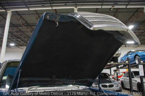 1975 Mercedes-Benz 280-Class