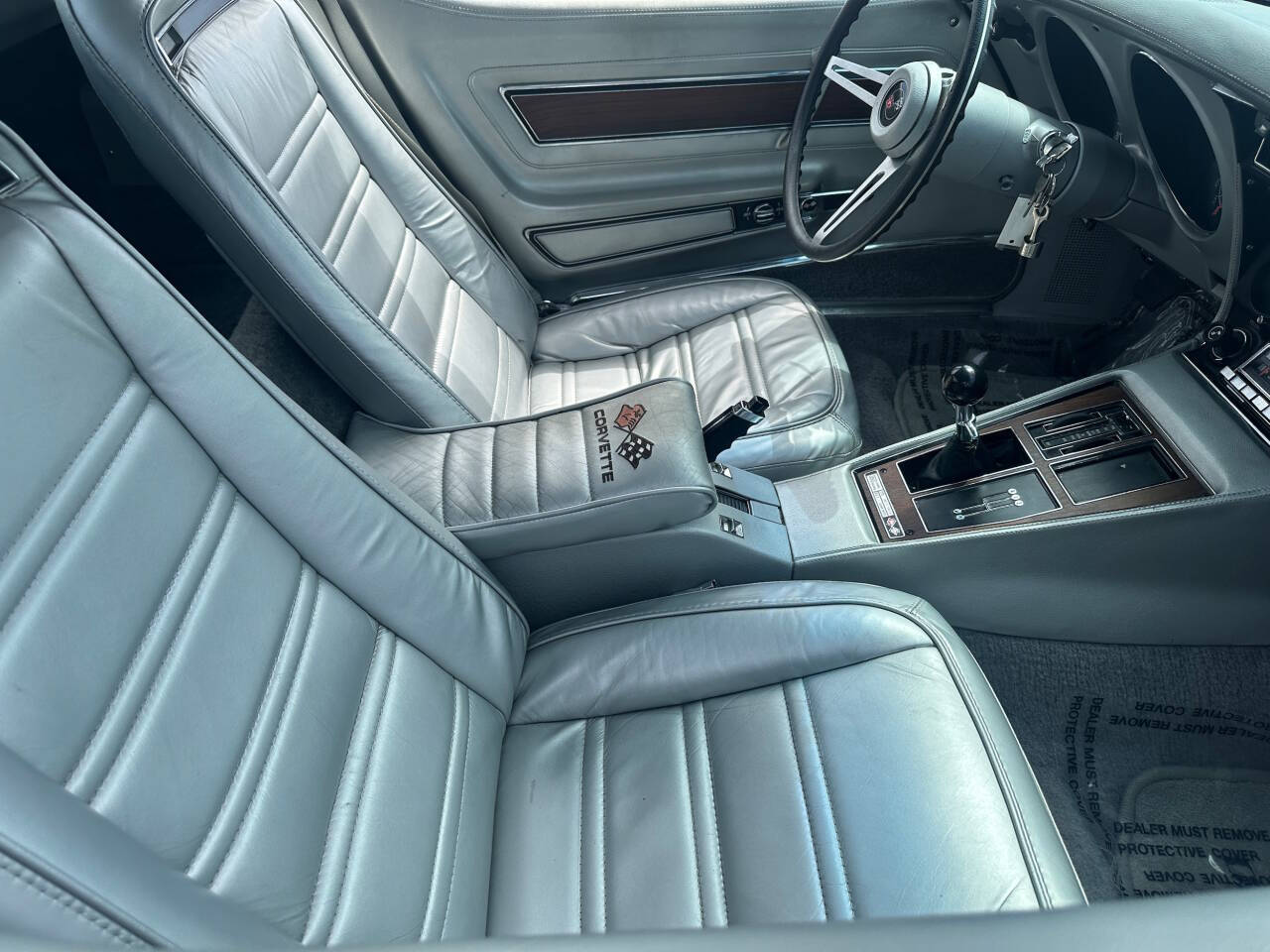 1975 Chevrolet Corvette 19