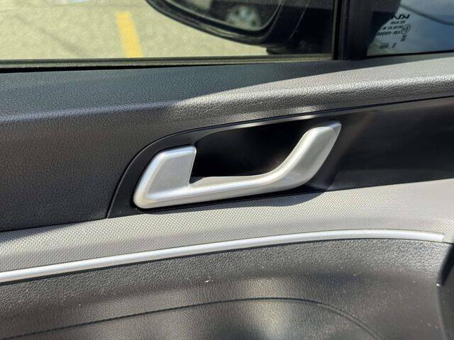 2023 Kia K5