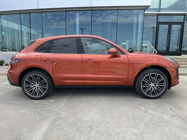 2025 Porsche Macan