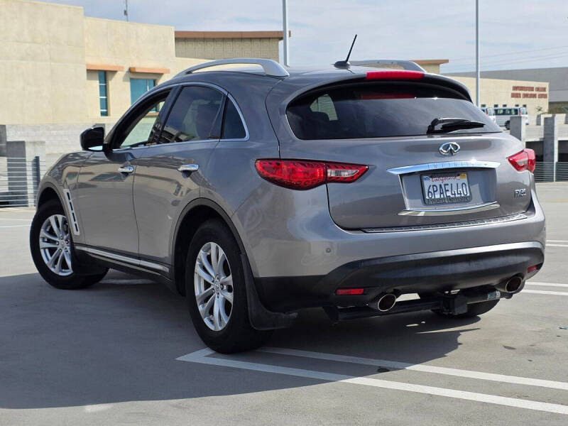 2011 Infiniti FX35