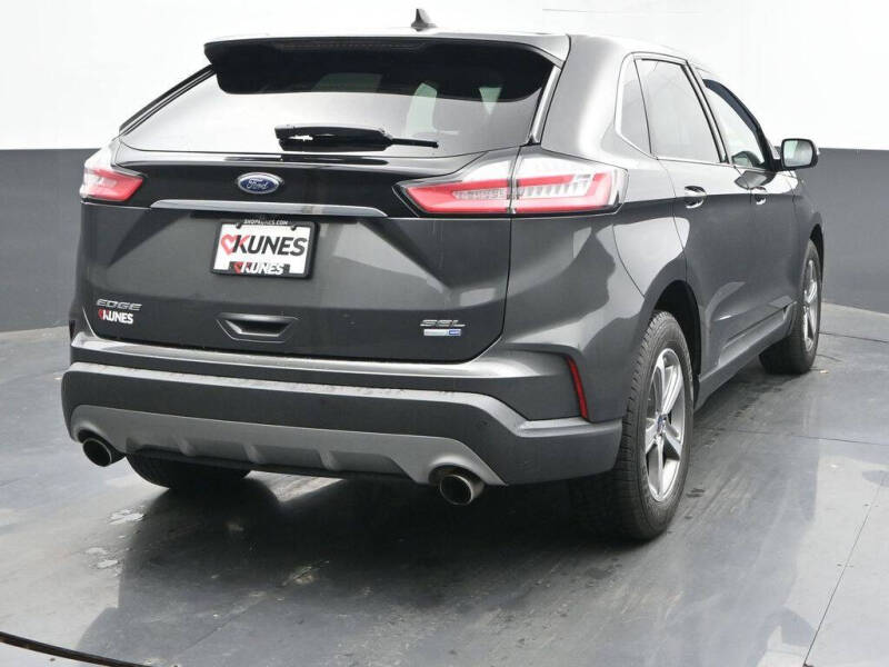 2020 Ford Edge SEL