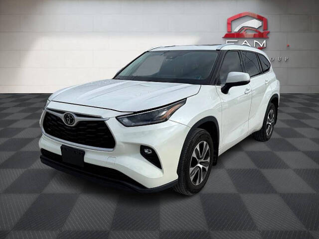 2021 Toyota Highlander for sale at Fam Auto Group in Orlando, FL