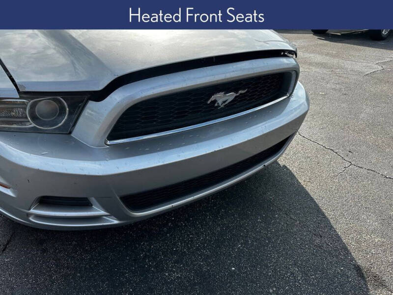 2013 Ford Mustang V6