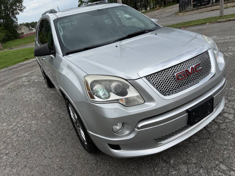 2011 GMC Acadia Denali