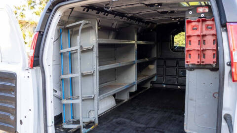 2023 Chevrolet Express 2500