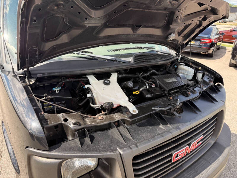 2010 GMC Savana LS 1500