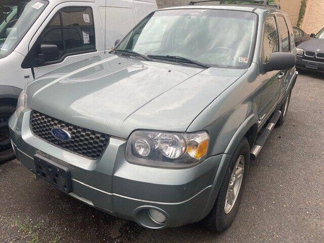 2006 Ford Escape Hybrid for sale at Auto Legend Inc in Linden NJ