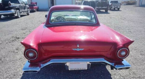 1957 Ford Thunderbird