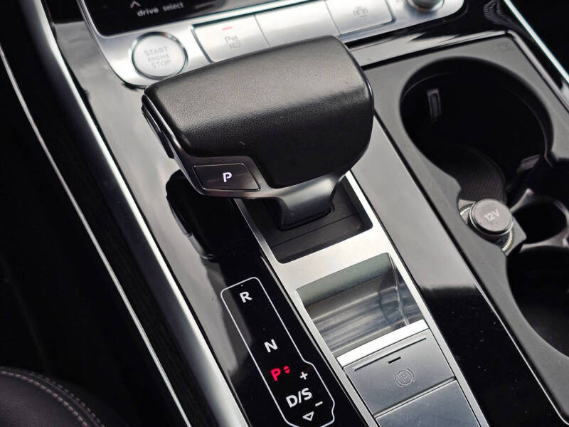 2019 Audi Q8 quattro Prestige 55 TFSI