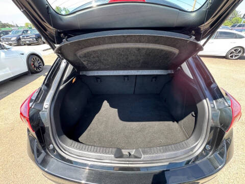 2014 Mazda MAZDA3 i Sport