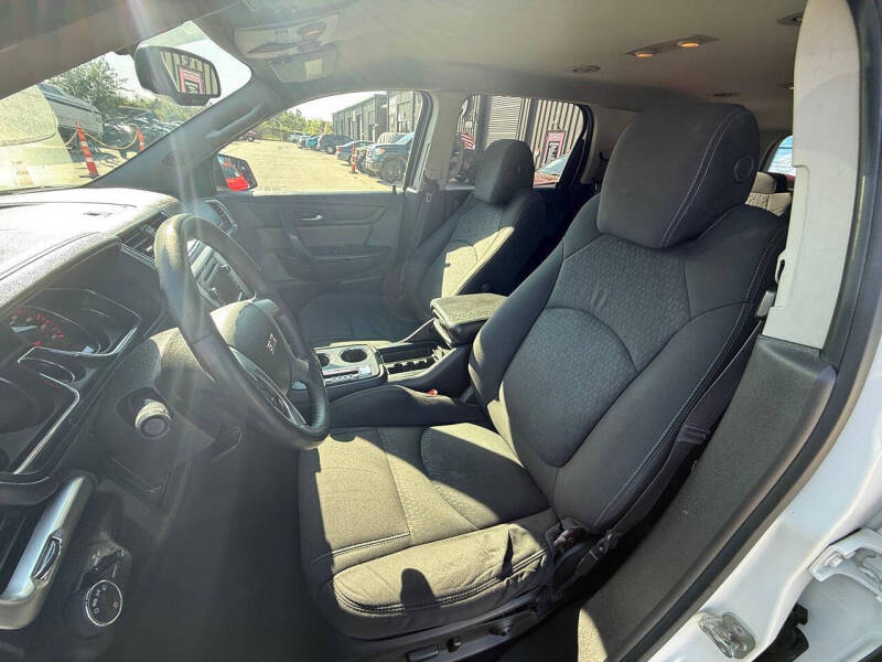 2015 GMC Acadia SLE-2