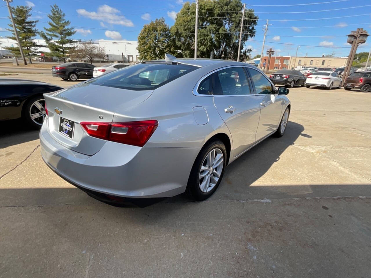 2016 Chevrolet Malibu for sale at Auto Connection in Waterloo, IA