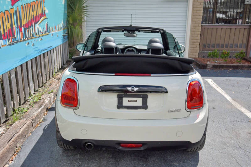 2018 MINI Convertible Cooper