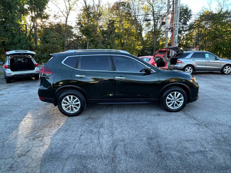 2020 Nissan Rogue SV