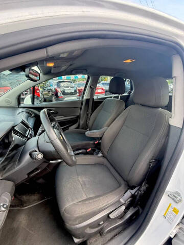 2021 Chevrolet Trax LS