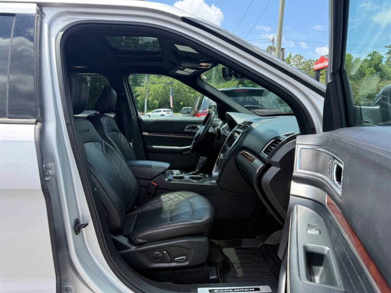 2018 Ford Explorer Platinum