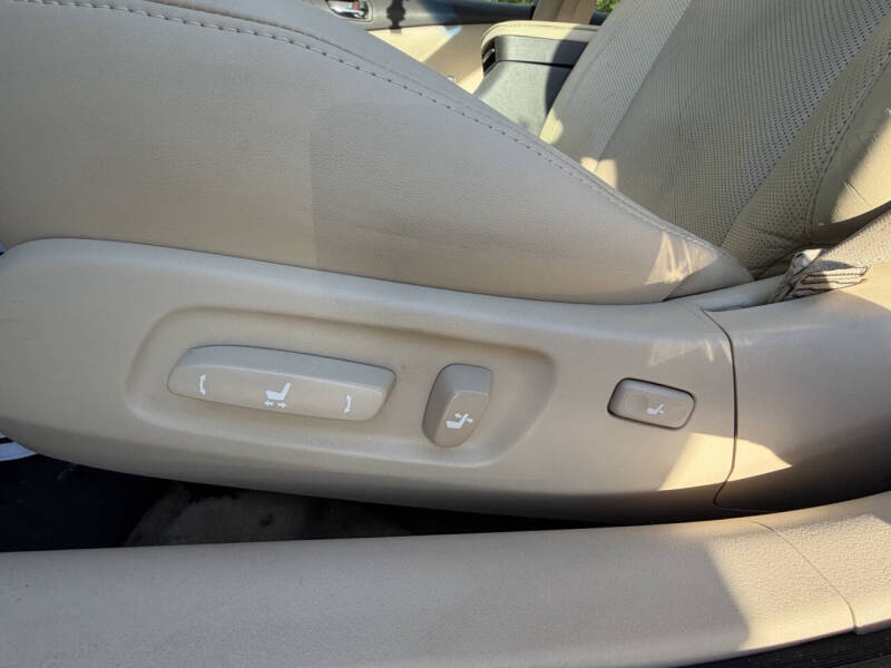 2011 Lexus ES 350