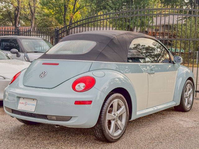 2010 Volkswagen New Beetle Convertible Final Edition PZEV