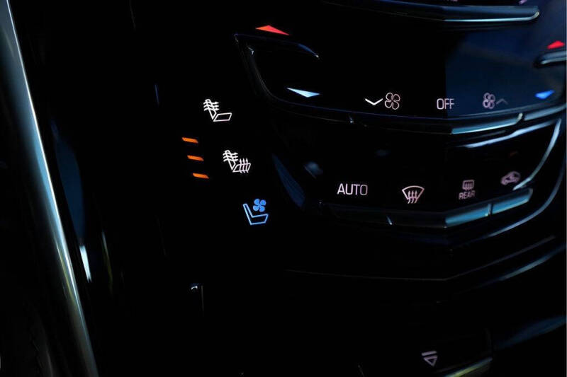 2020 Cadillac Escalade ESV Platinum