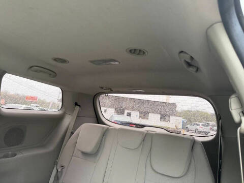 2018 Kia Sedona L